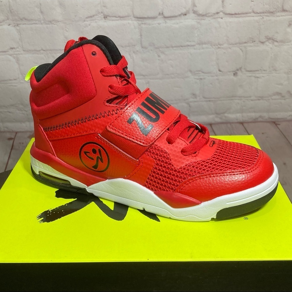 Zumba Court Air 2.0 High top sneakers Red womens 7.5 like new
